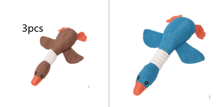 Dayan’s plush and sounding dog toys